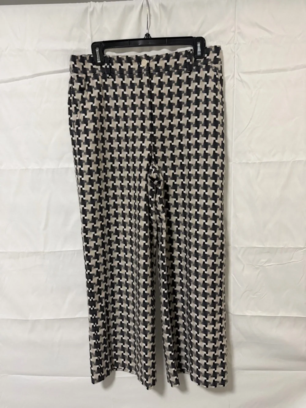 Akris Punto Black and Cream Houndstooth Wide-Leg Pants - Picture 1 of 6